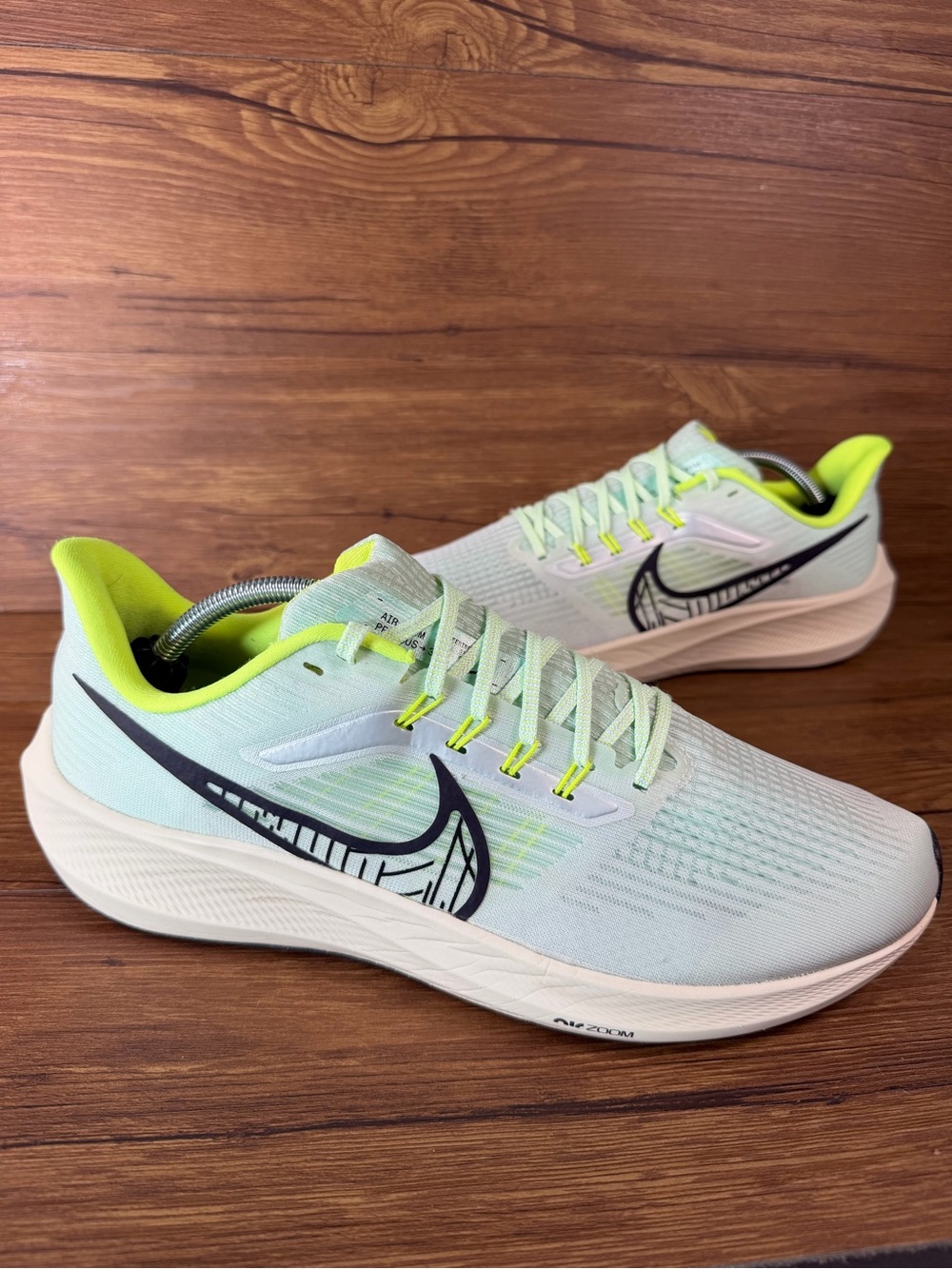Nike Air Zoom Pegasus 39 Barely Green Running Men's Shoe Size 11.5 DH4071-301 - Picture 10 of 10